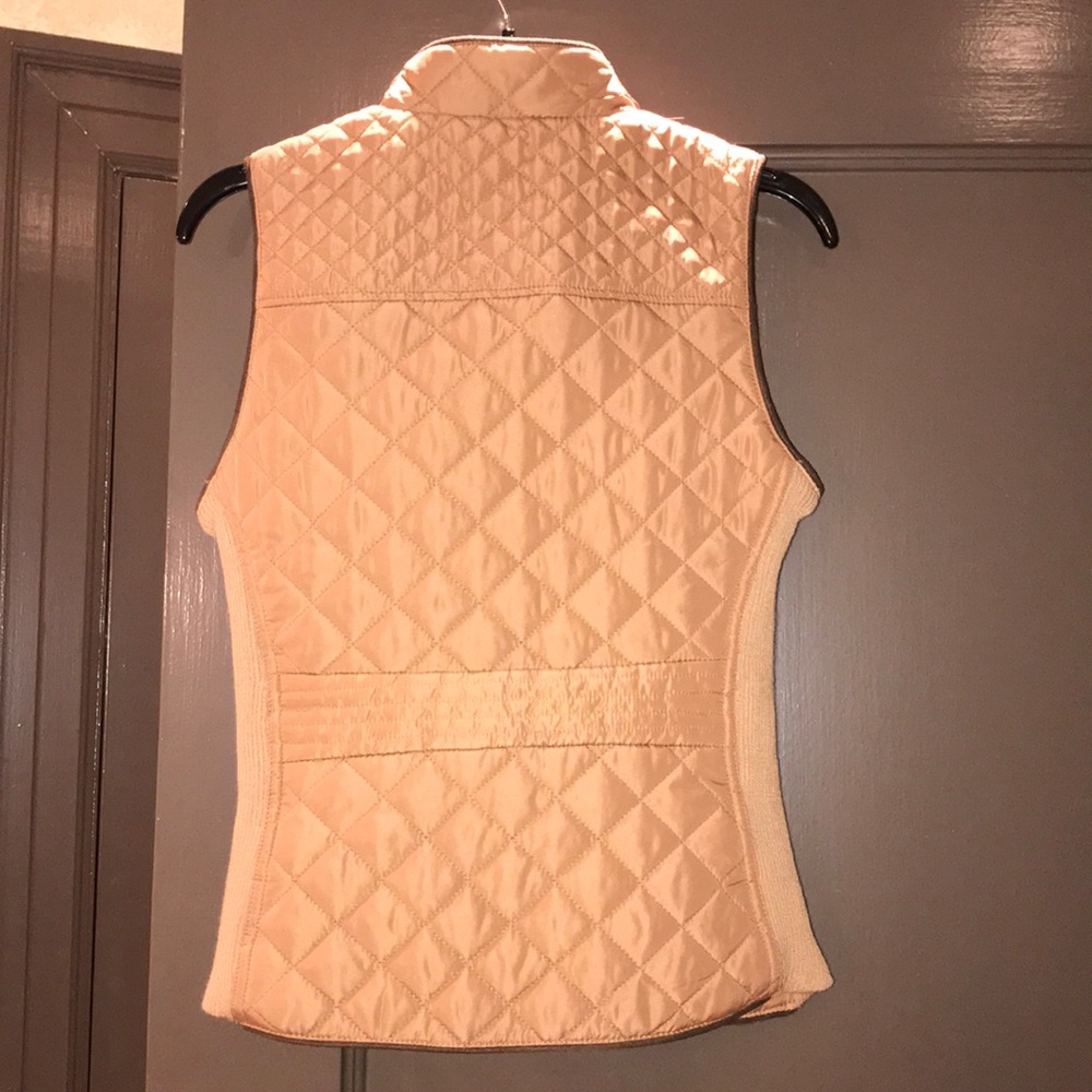 Vest - Picture 3 of 3